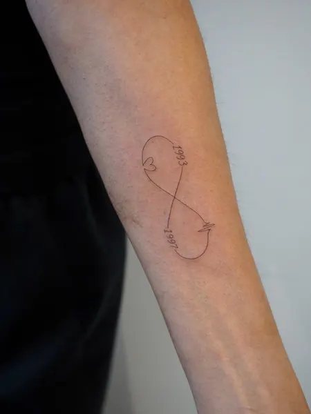Flower, Lettering