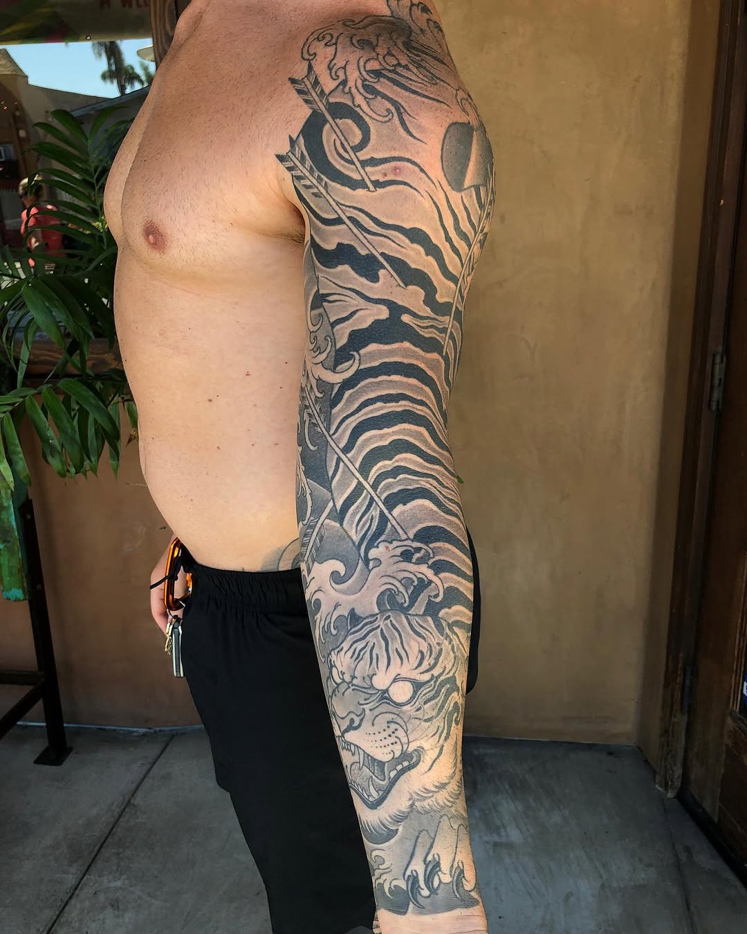 Full Circle Tattoo