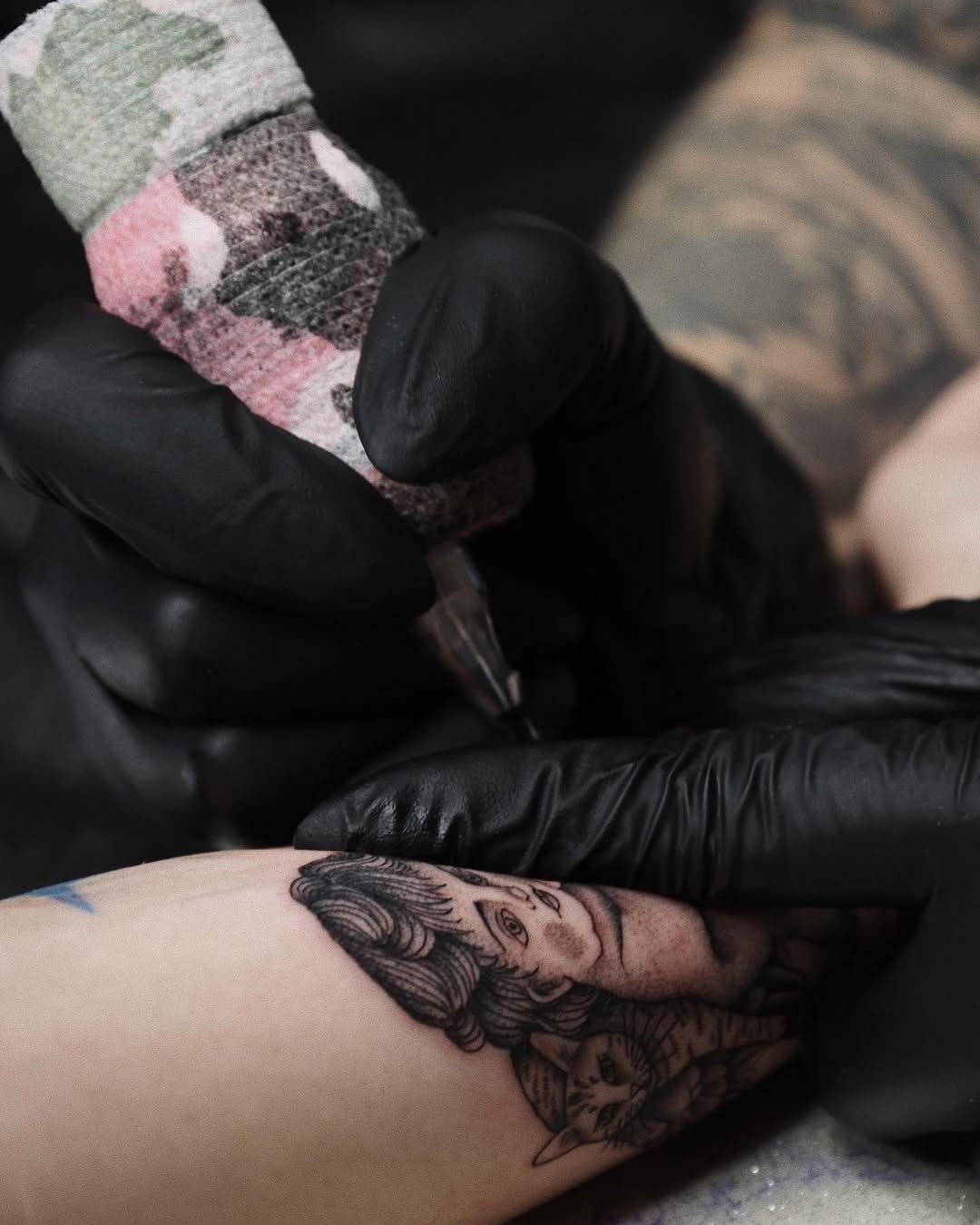 Full Circle Tattoo