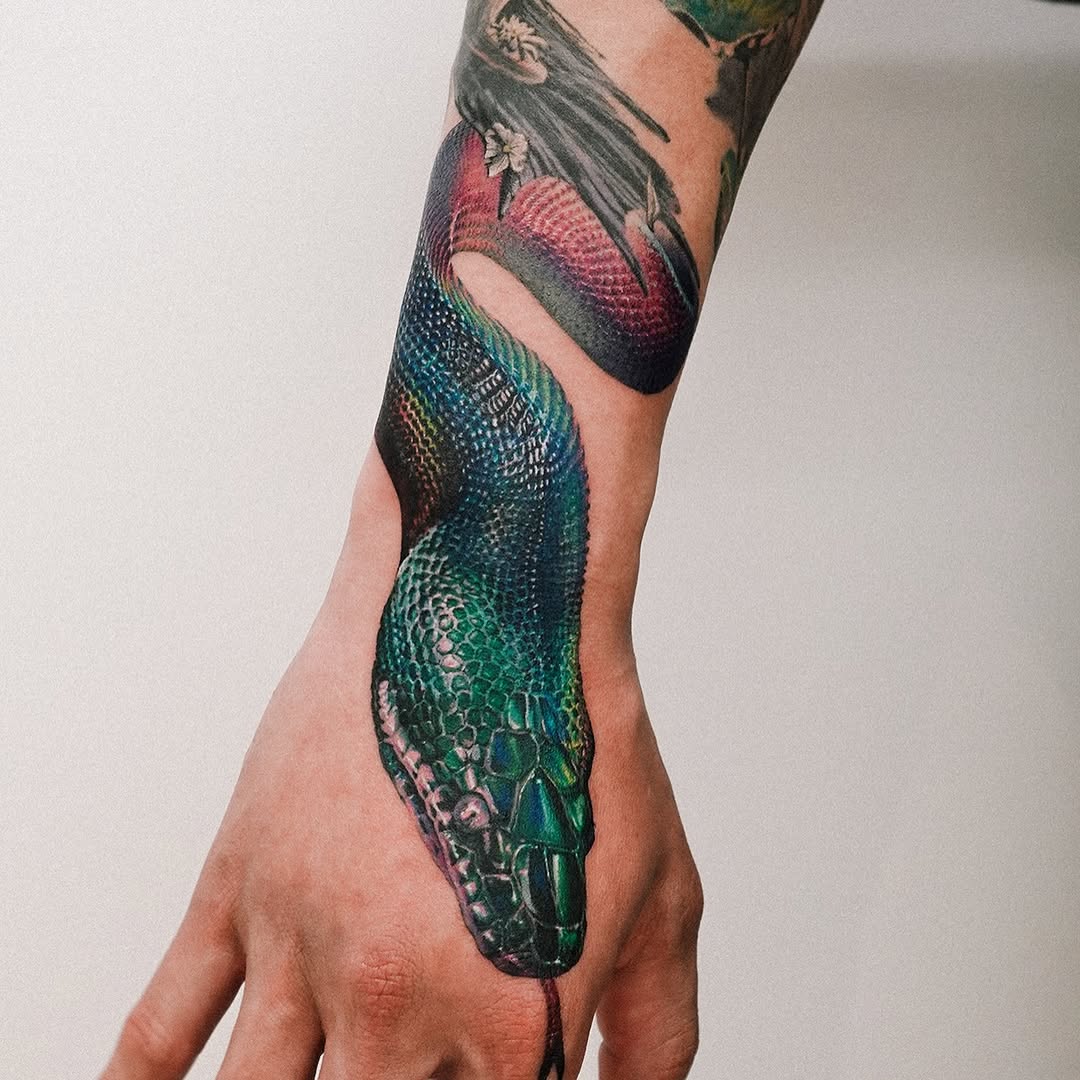 raevle_tattoo