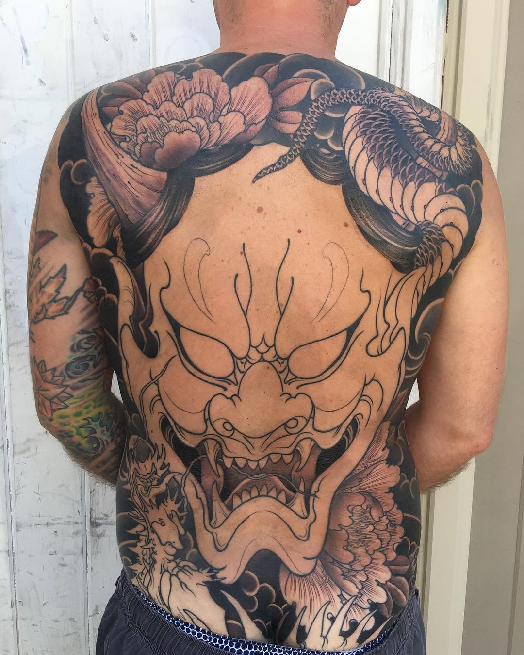 Full Circle Tattoo