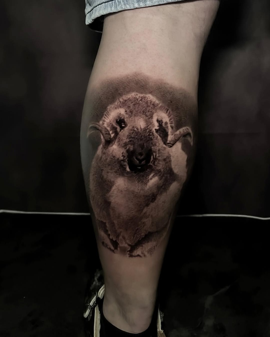 lewis.tattoo