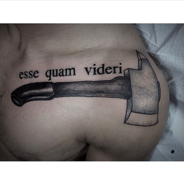 Full Circle Tattoo