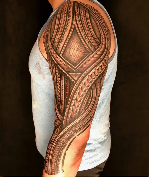Ink and Dagger Tattoo