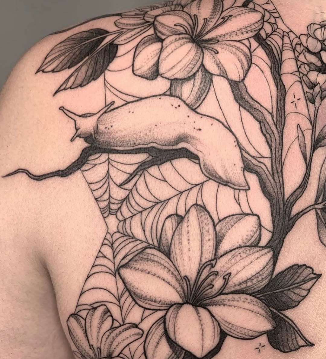 Full Circle Tattoo