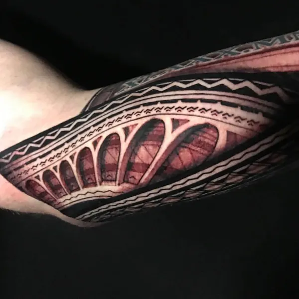 Ink and Dagger Tattoo