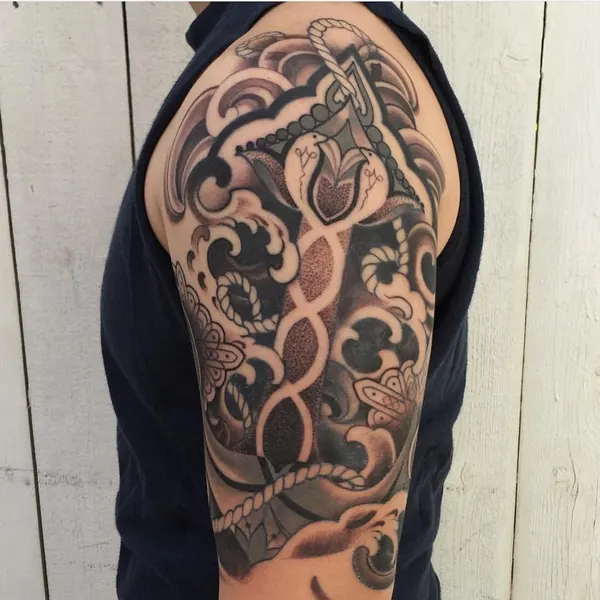 Full Circle Tattoo
