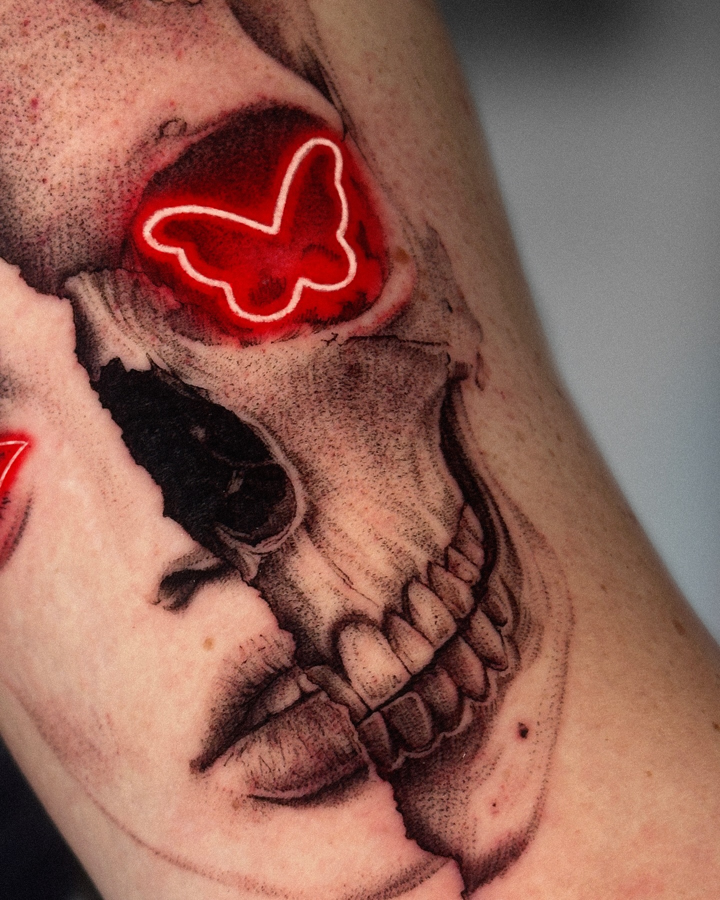 a.l.i.e.n.tattoo