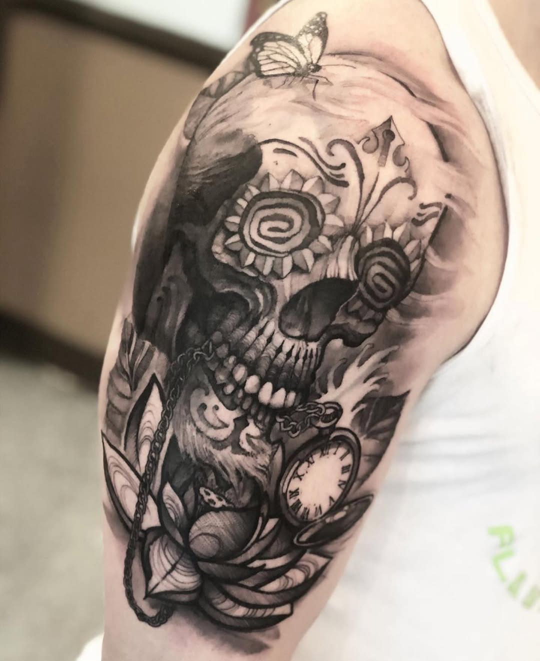 Ink and Dagger Tattoo