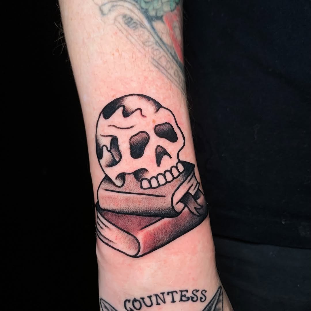 Ink and Dagger Tattoo