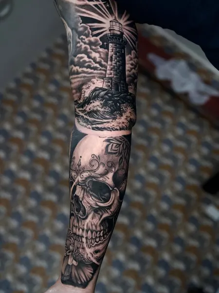 Full Circle Tattoo