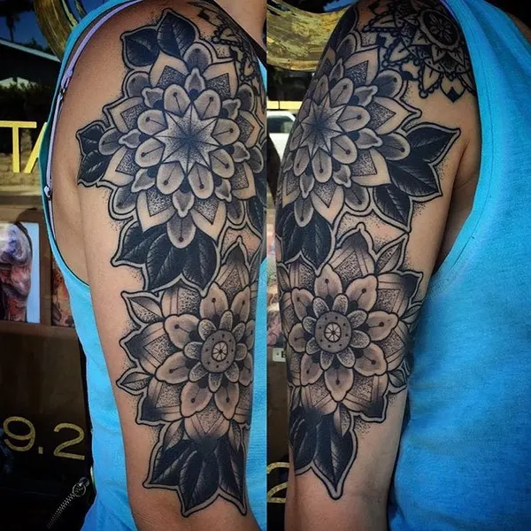 Full Circle Tattoo
