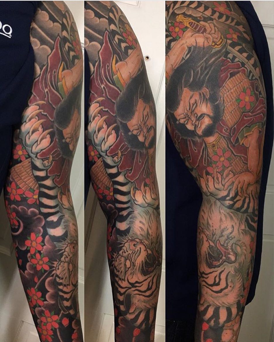 Full Circle Tattoo
