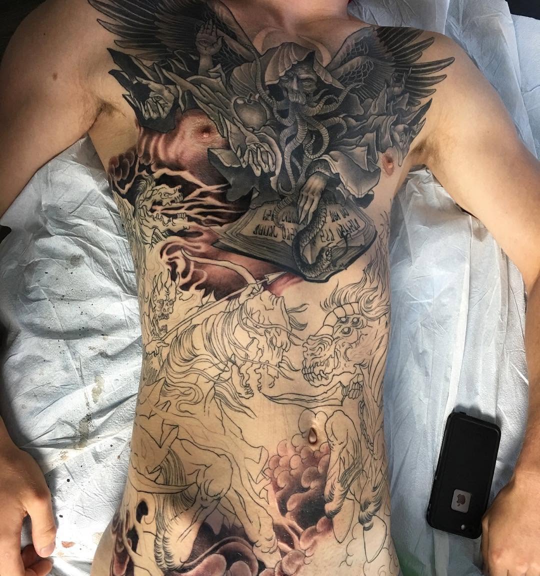 Full Circle Tattoo