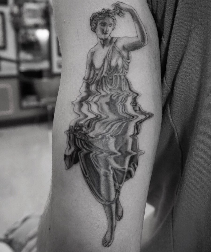 Ink and Dagger Tattoo