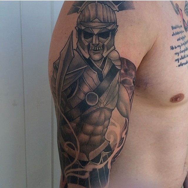 Full Circle Tattoo