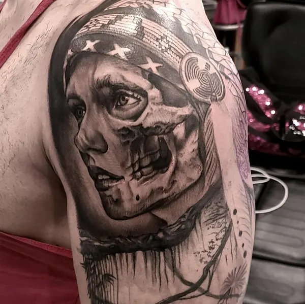 Ink and Dagger Tattoo