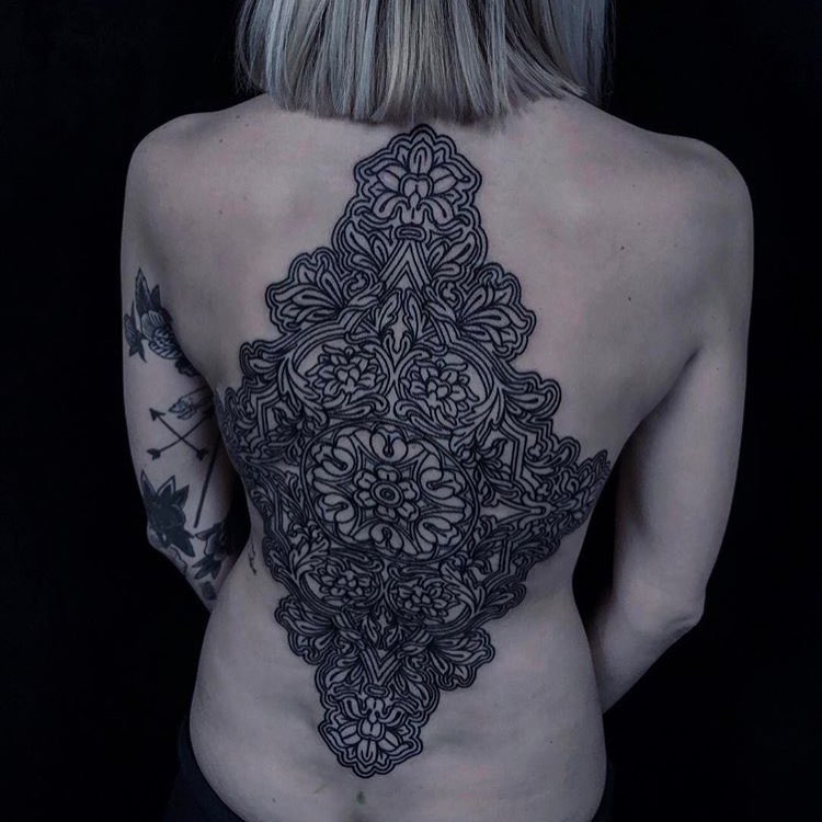 Ink and Dagger Tattoo