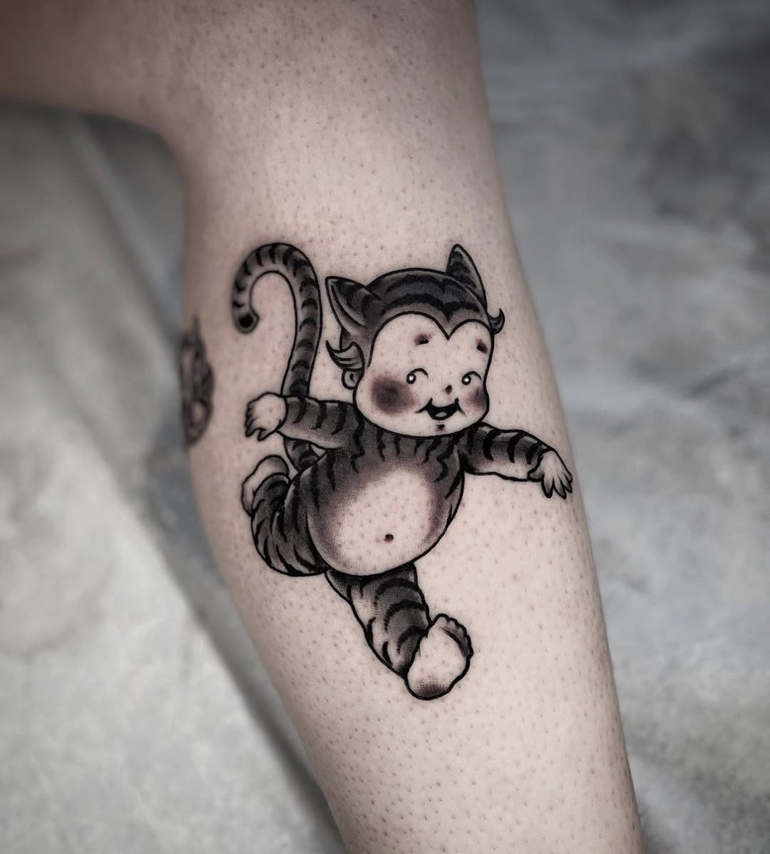 Full Circle Tattoo