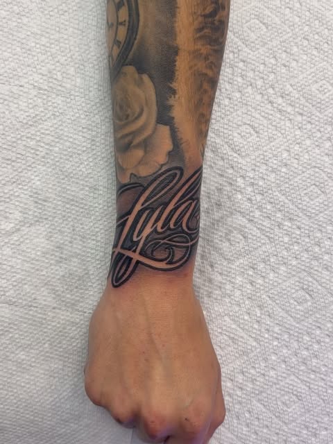 Lettering