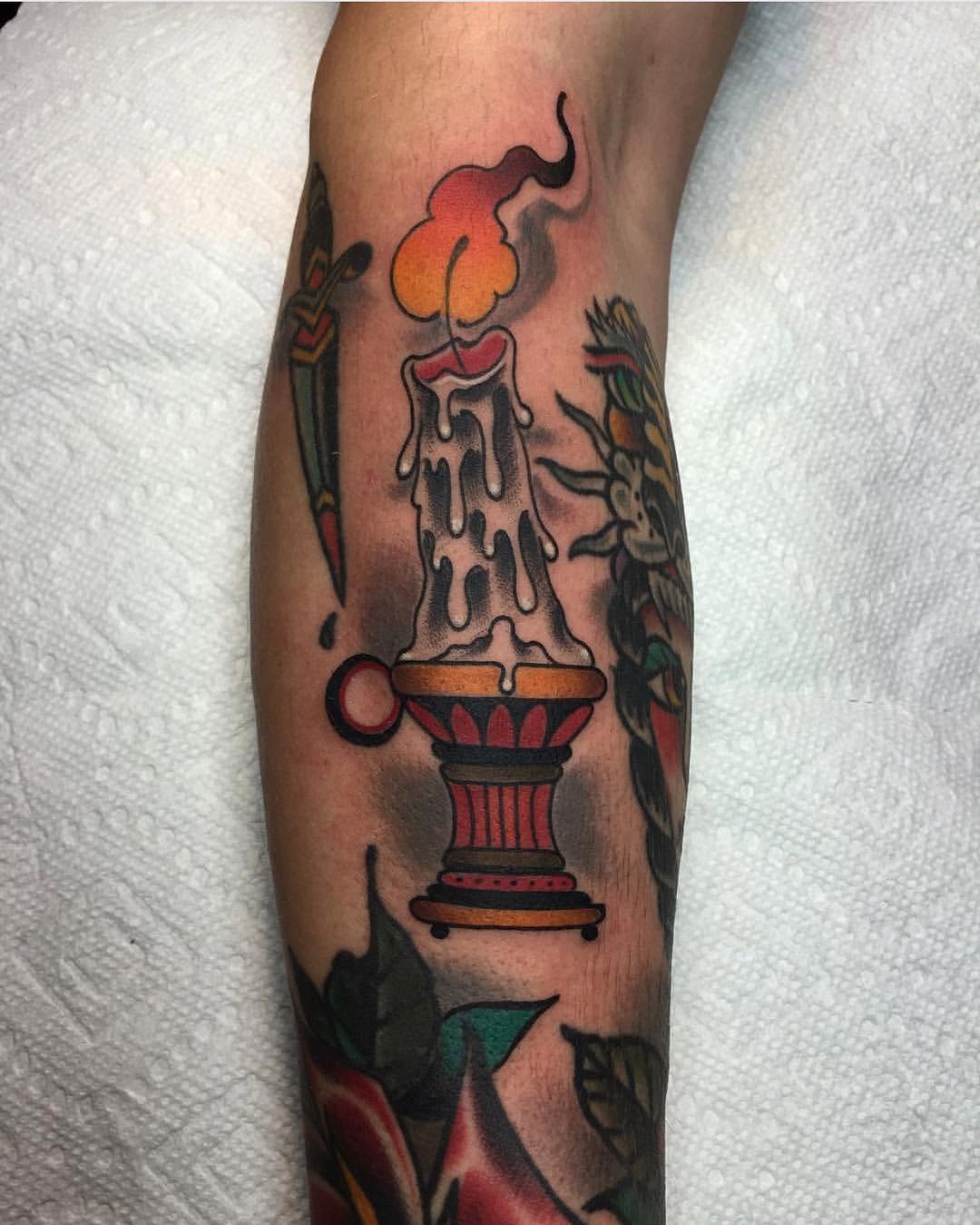 Full Circle Tattoo