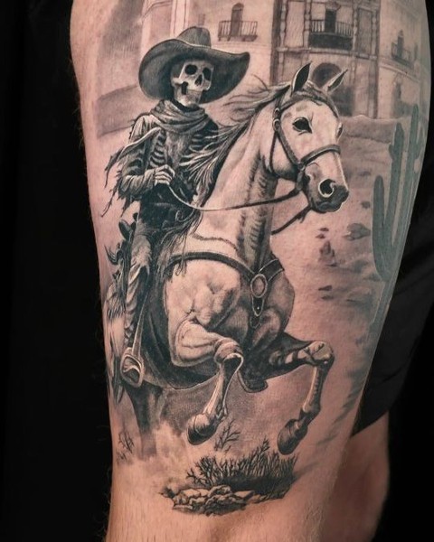 Ink and Dagger Tattoo