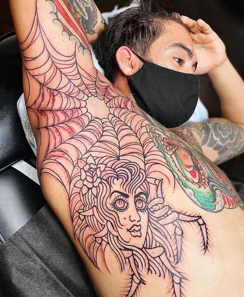 Full Circle Tattoo