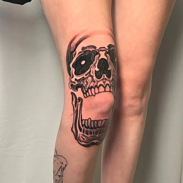 Ink and Dagger Tattoo