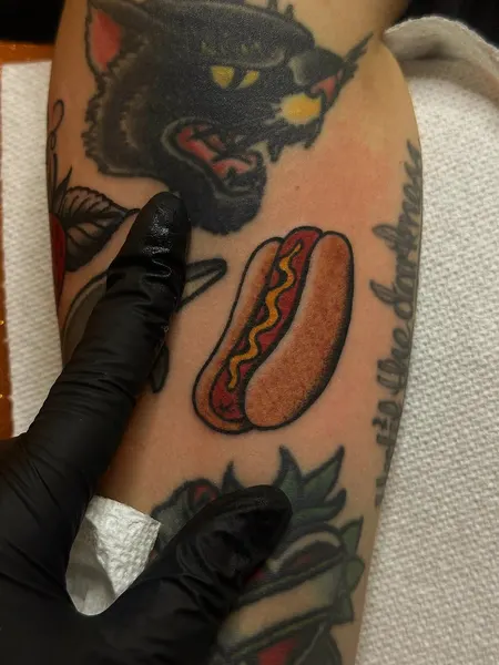lindseebeetattoo