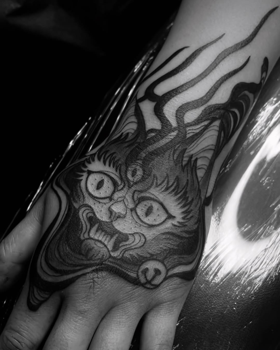 Full Circle Tattoo
