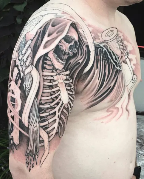 Ink and Dagger Tattoo