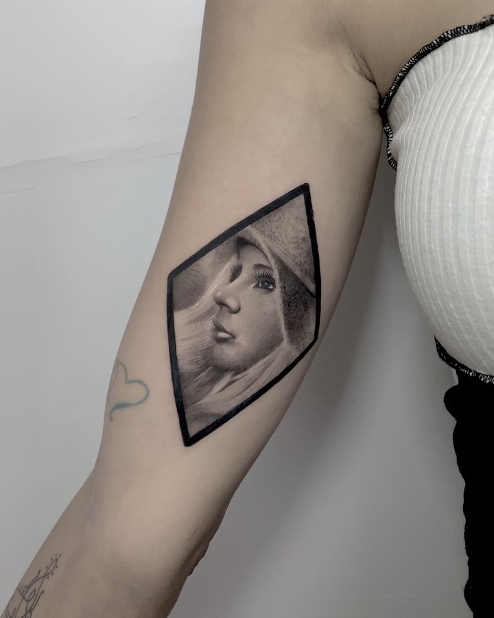 lewis.tattoo