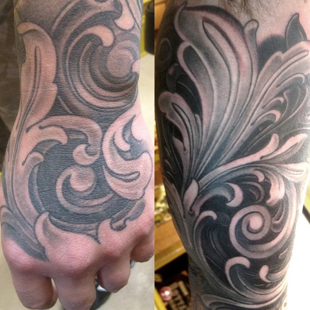 Ink and Dagger Tattoo