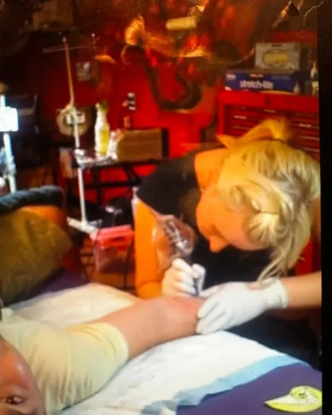 laurajadetattoos