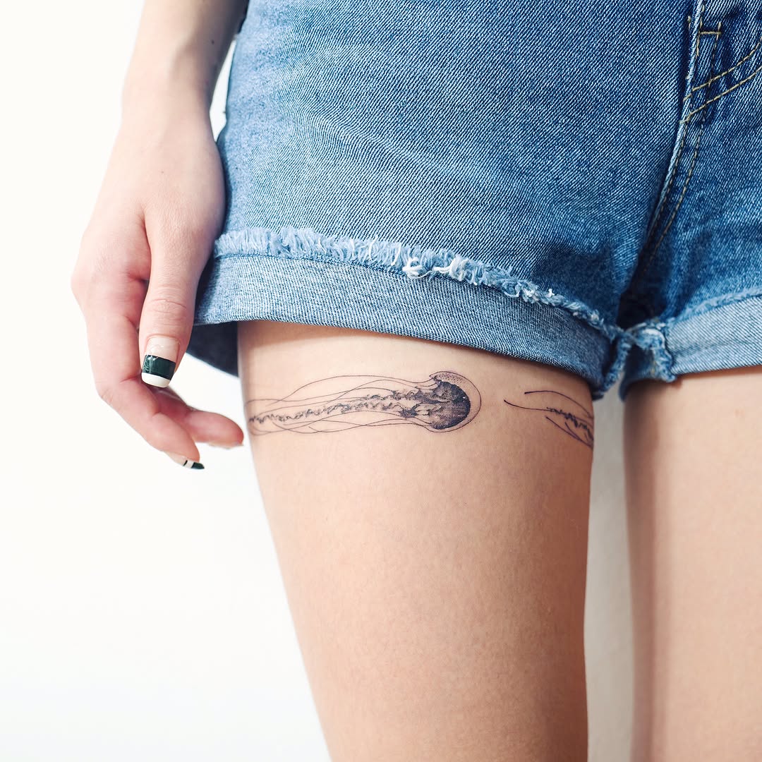 Flower, Lettering