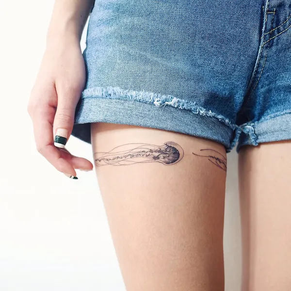 Flower, Lettering