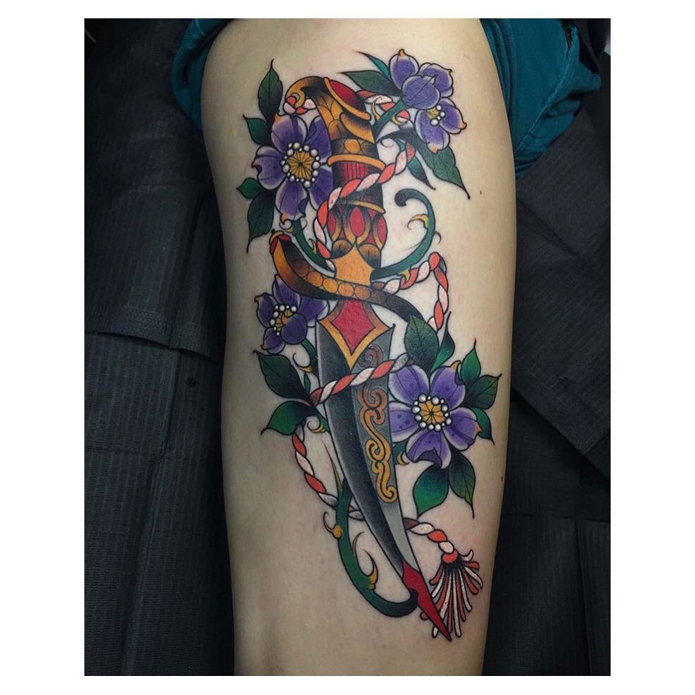 Full Circle Tattoo