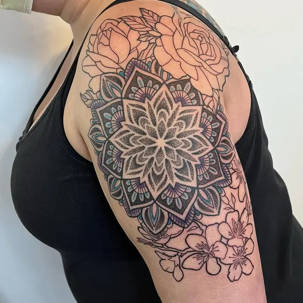 laurablacktattoo