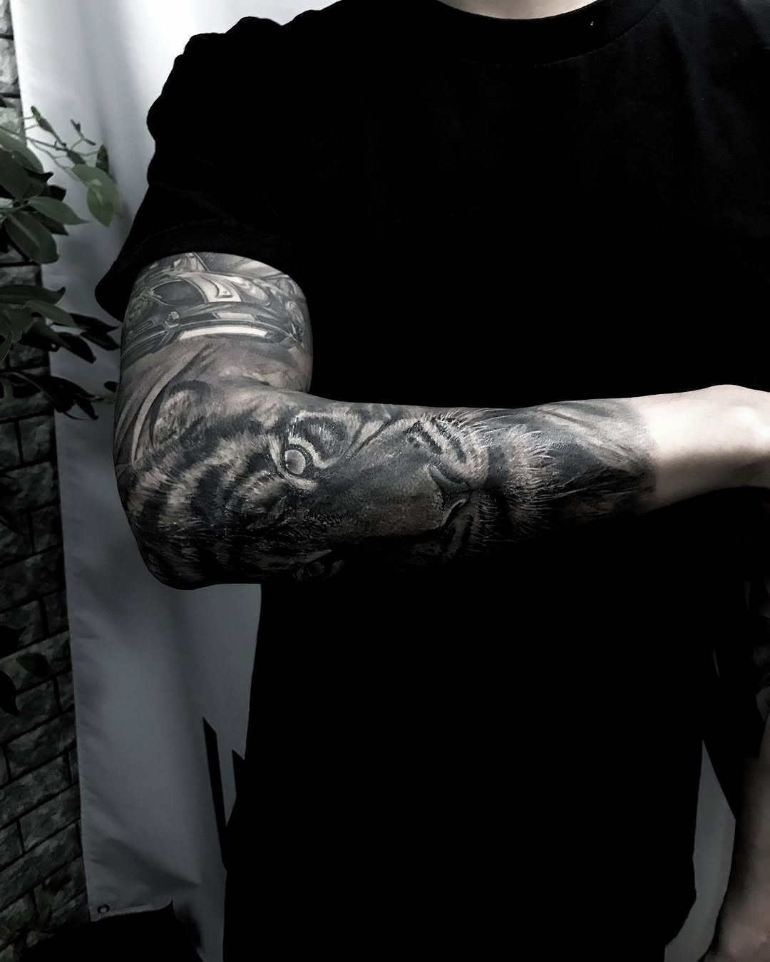 tattooist_bk