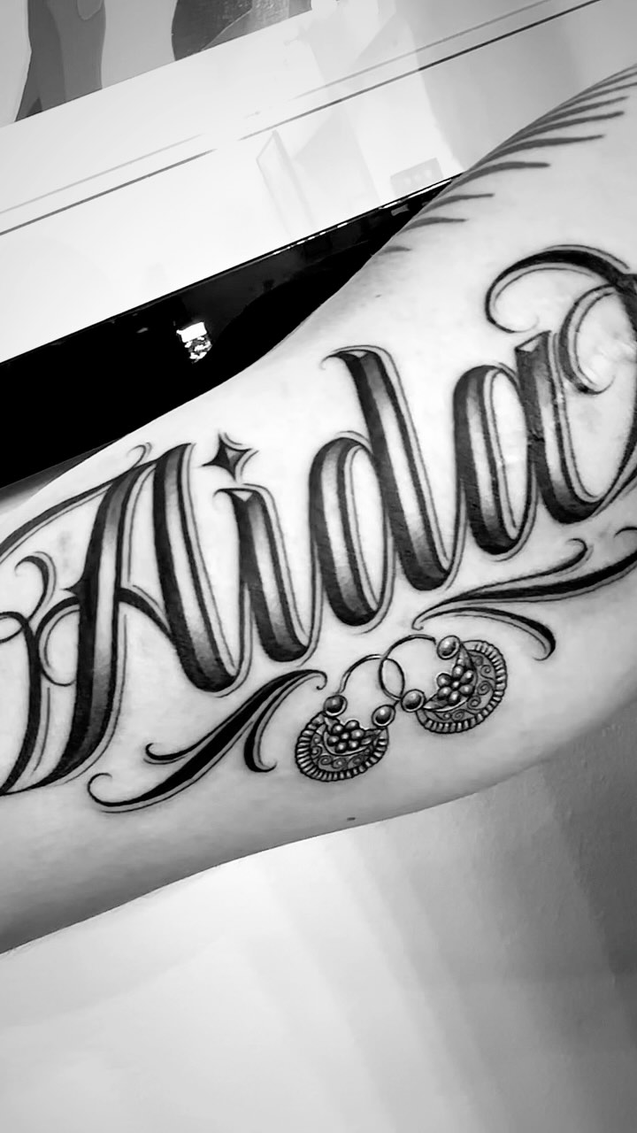 Lettering