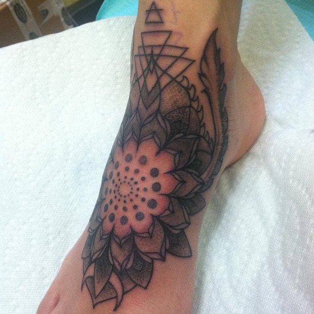 Ink and Dagger Tattoo