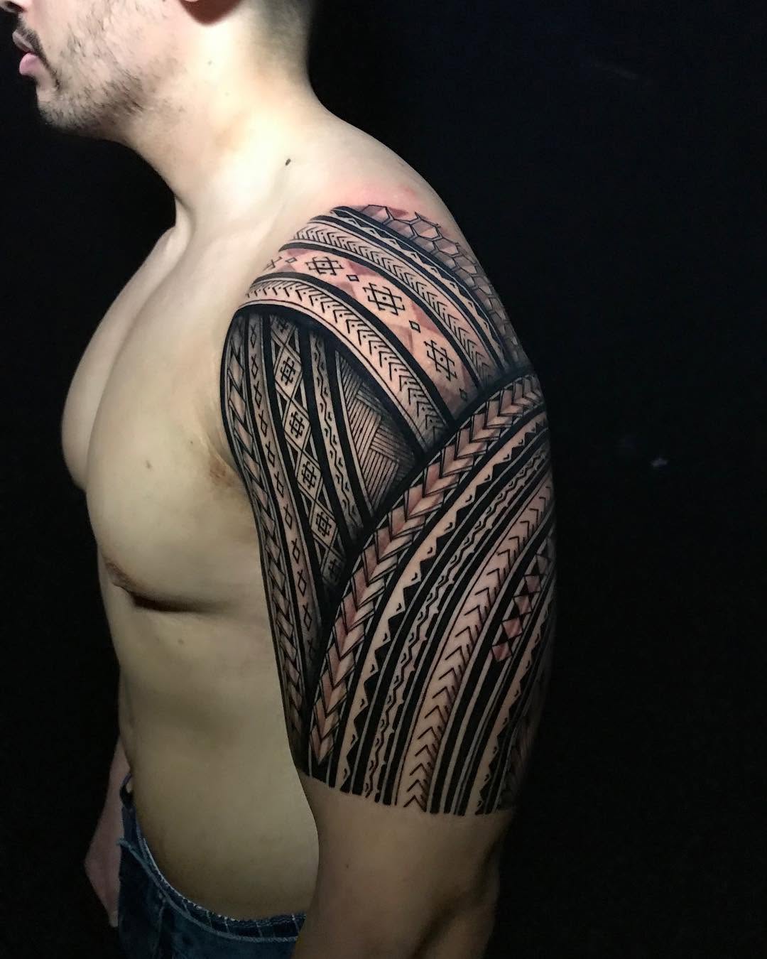 Ink and Dagger Tattoo