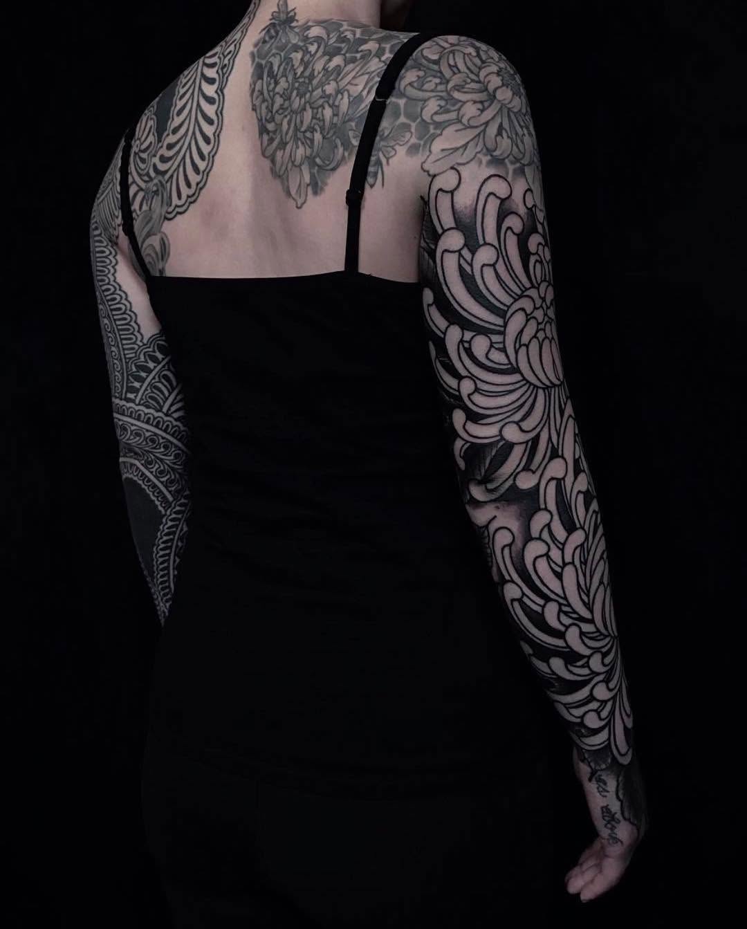 Ink and Dagger Tattoo
