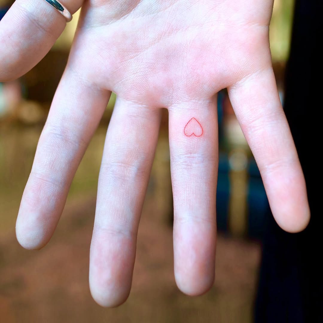tattooist_arar