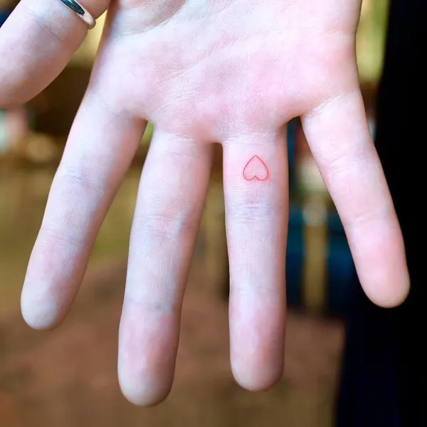 tattooist_arar