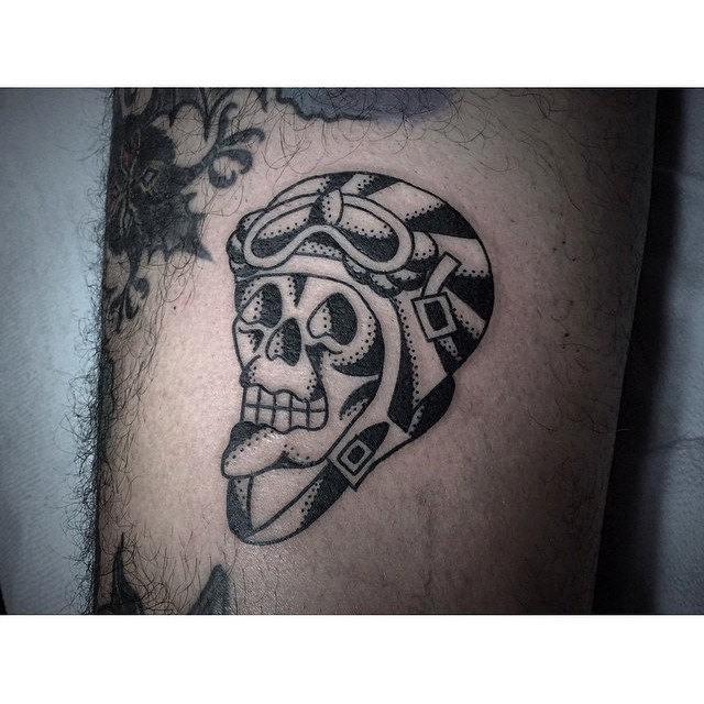 Full Circle Tattoo