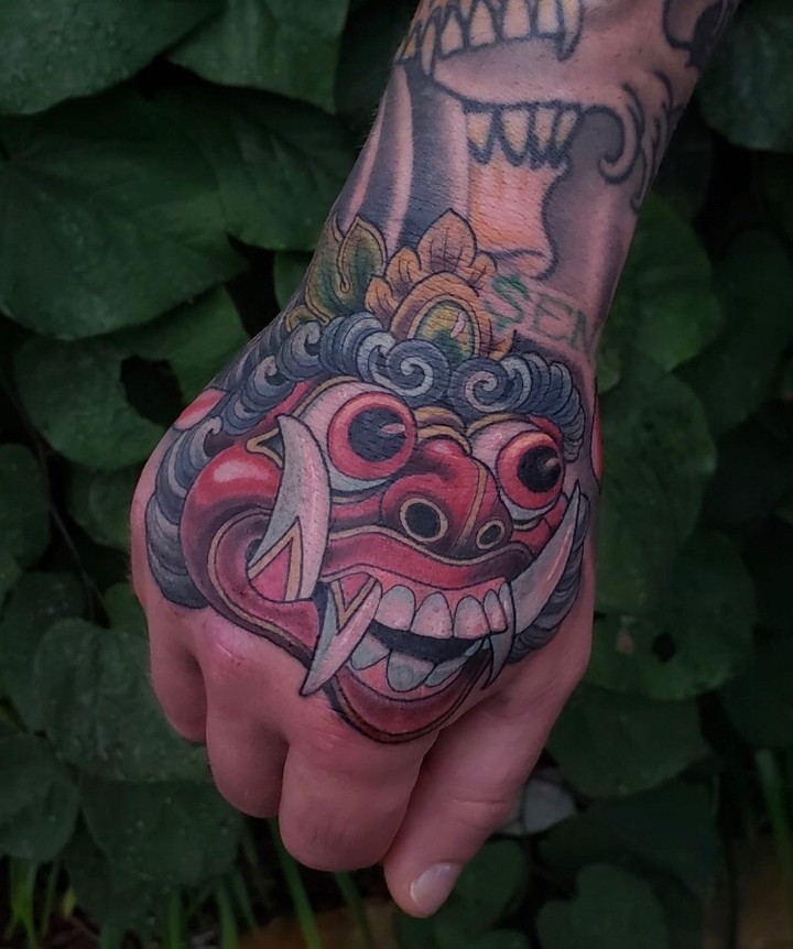 Ink and Dagger Tattoo