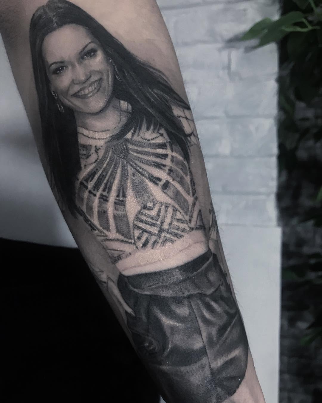 tattooist_bk