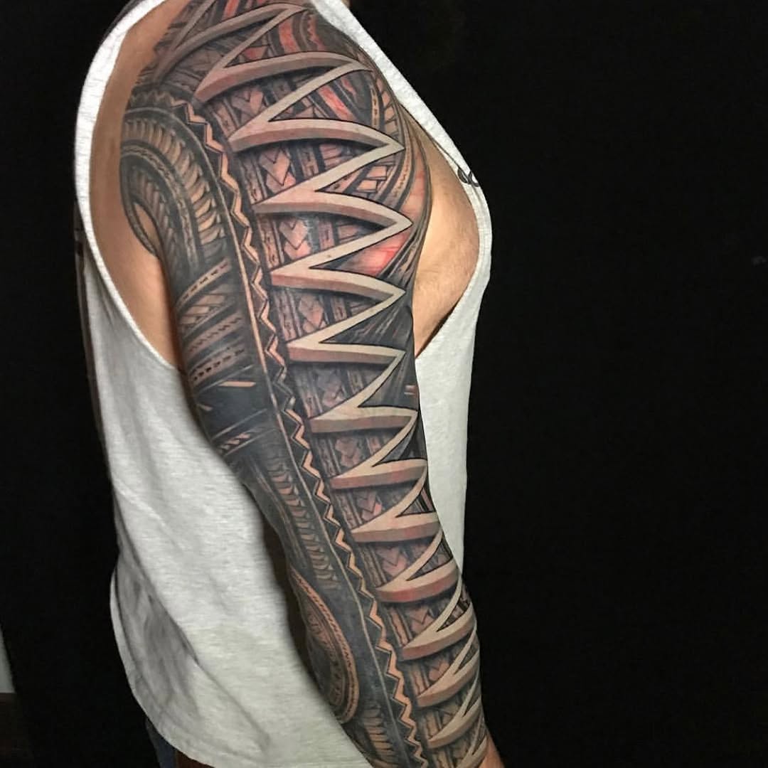 Ink and Dagger Tattoo
