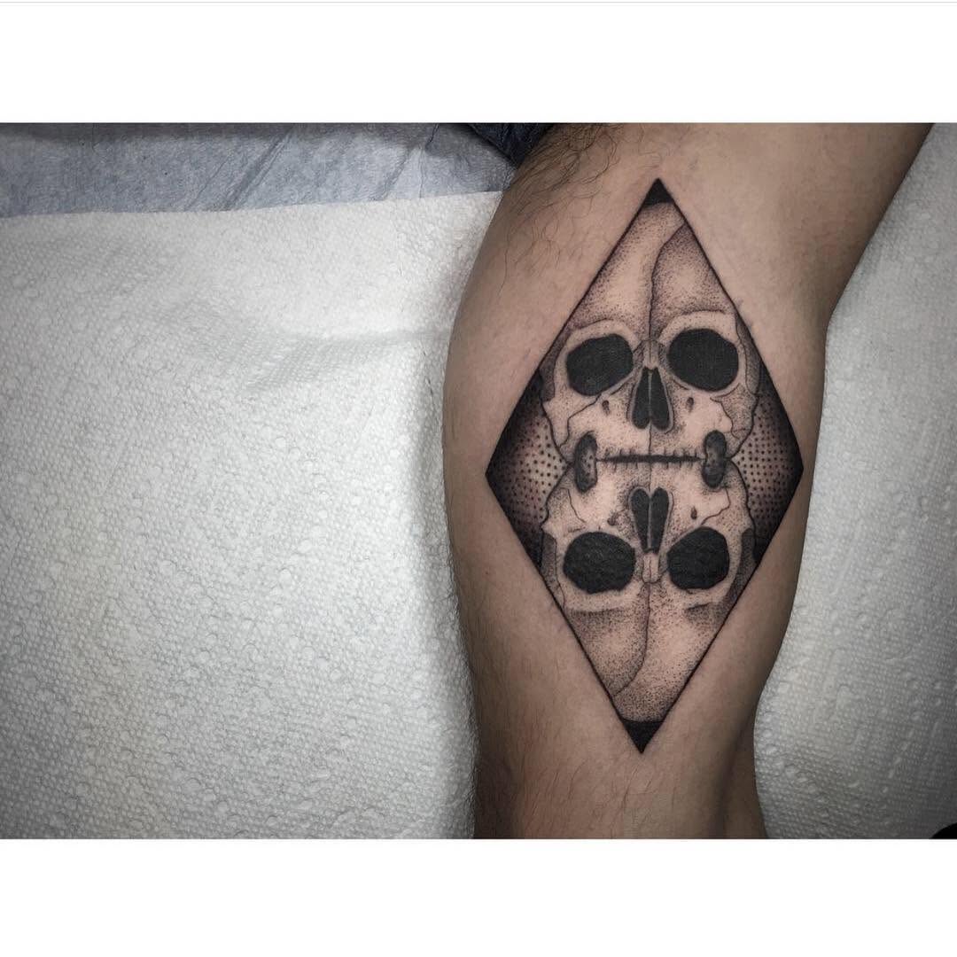 Full Circle Tattoo